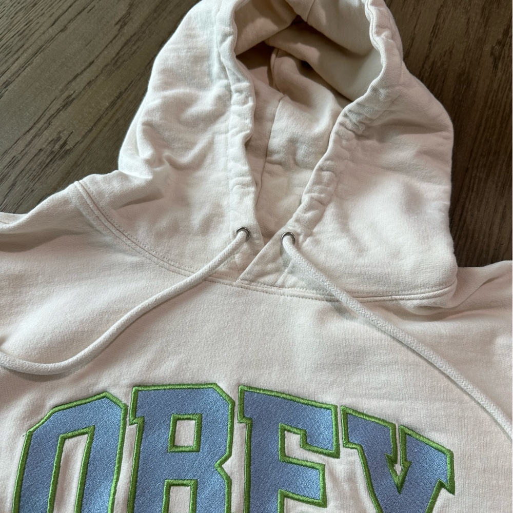 OBEY Women’s Off-White Hoodie Embroidered Size Medium - Picture 2 of 8